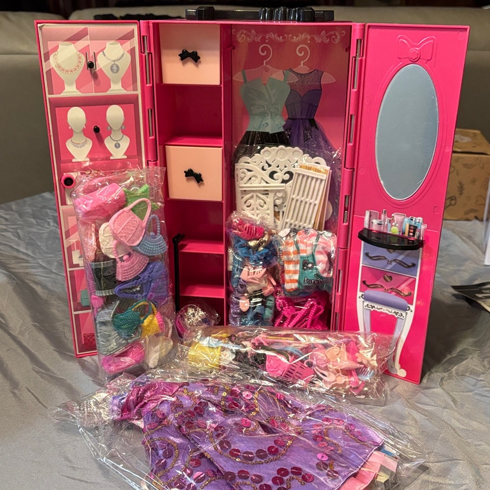 Barbie Pink Play Closet Doll Accessory Set